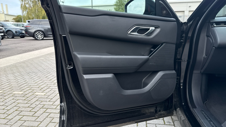 Land Rover Range Rover Velar 2.0 D200 MHEV Dynamic HSE 5dr Auto Diesel Estate